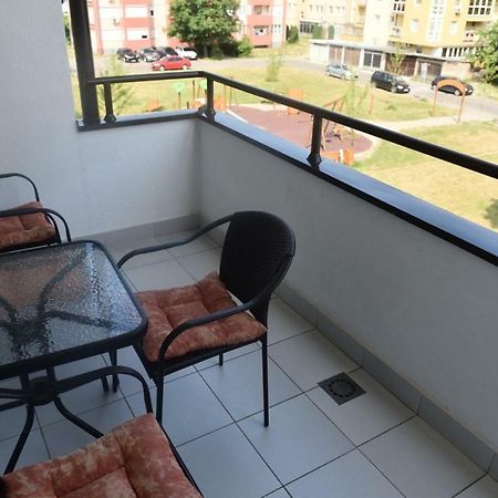 Apartment Ste-Mi Banja Luka Bagian luar foto